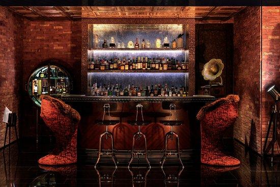 Flashback - Speakeasy Bar & Lounge